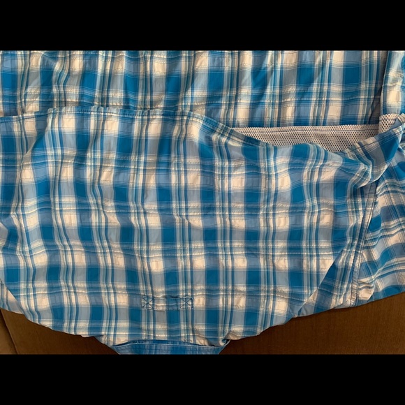 LL Bean plaid button down short sleeve shirt - Picture 4 of 4